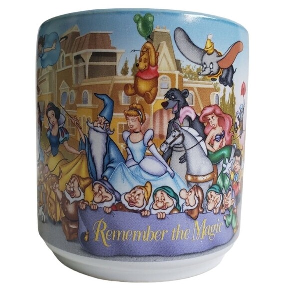 VINTAGE 'Remember the Magic' 1996 Disney Mug - Picture 3 of 8